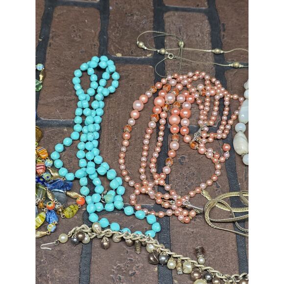 Vintage Ladies Necklace Lot - Picture 3 of 5